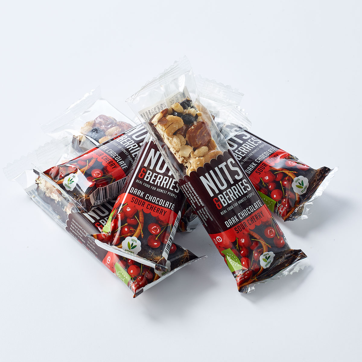 NUTS&BERRIES-BARS-Dark-Chocolate-Sour-Cherry-Sixpack