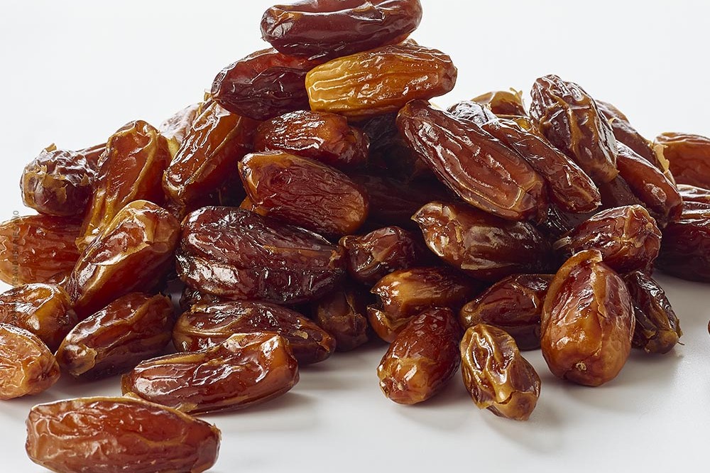 NUTS&BERRIES-DRIED-FRUIT-Dried-Dates-Square