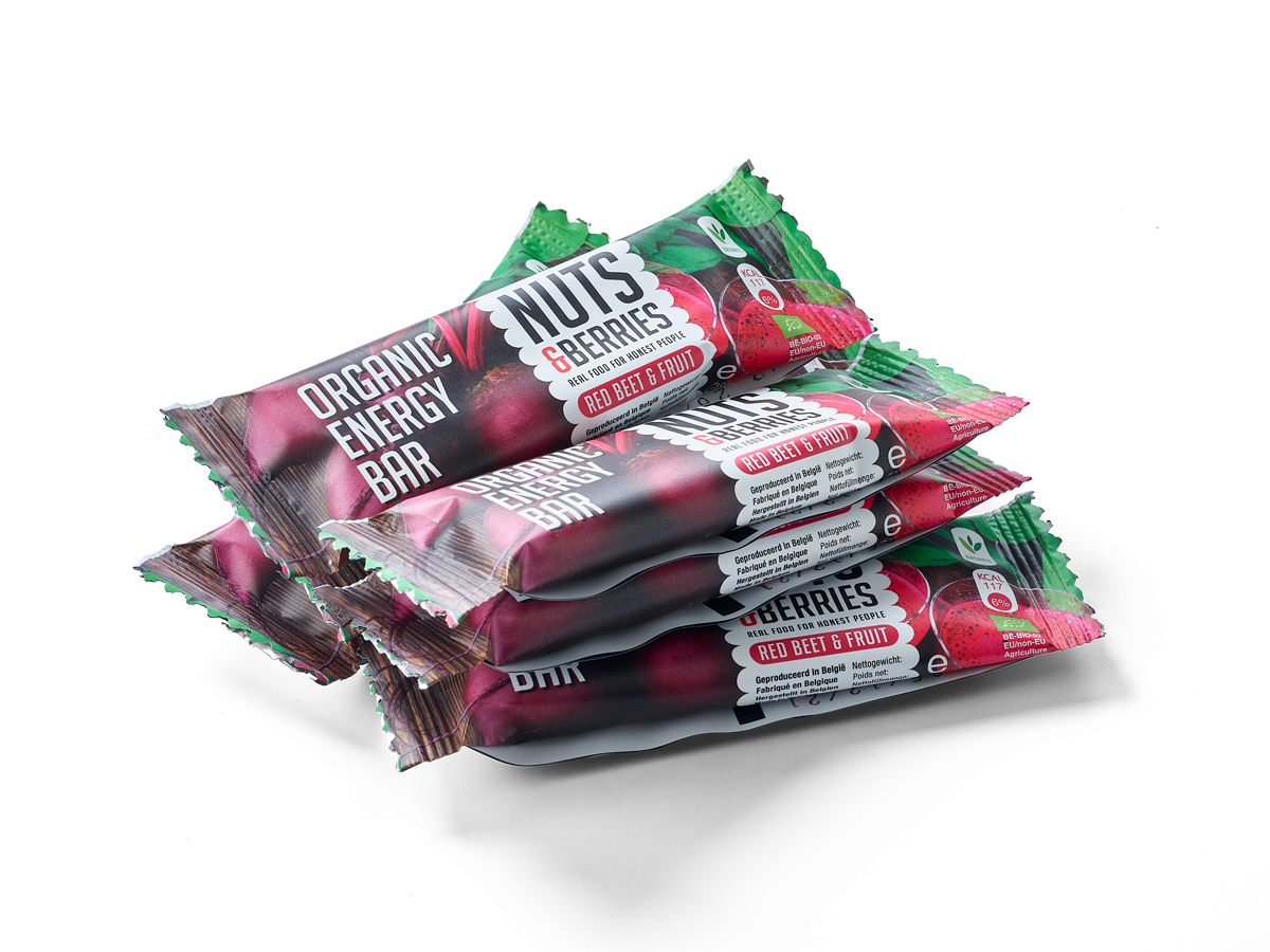 NUTS&BERRIES-Organic-Energy-Bar-Red-Beet-and-Fruit-Sixpack